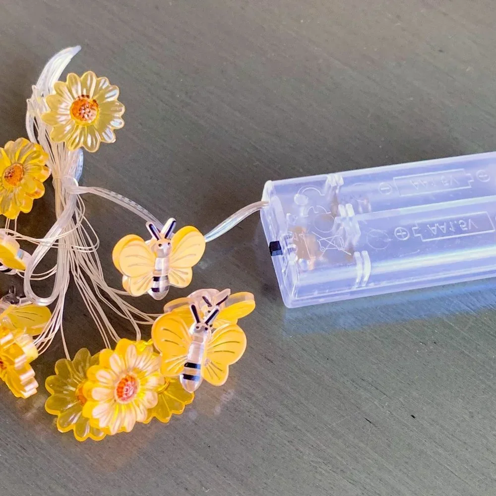 6.5 Ft 20 LED Spring Fairy String Lighting Lights Yellow Bees Daisy Flowers New